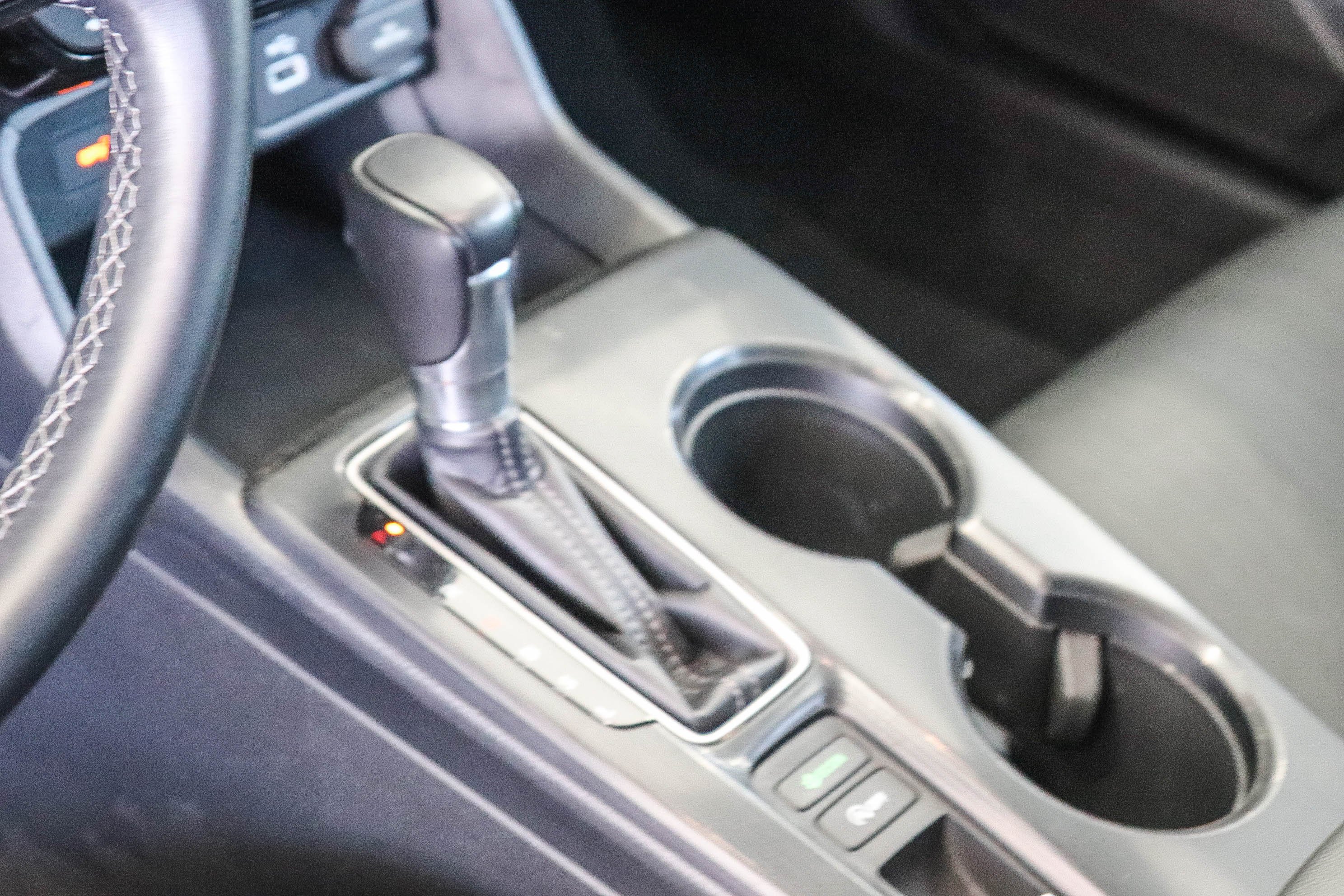 2024 Honda Civic Hatchback EX-L - Photo 23