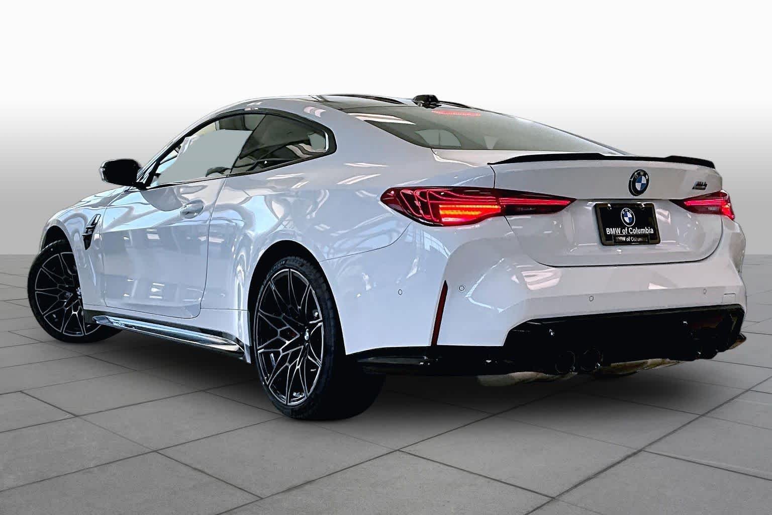 Used 2026 Alpine White BMW Competition image 12