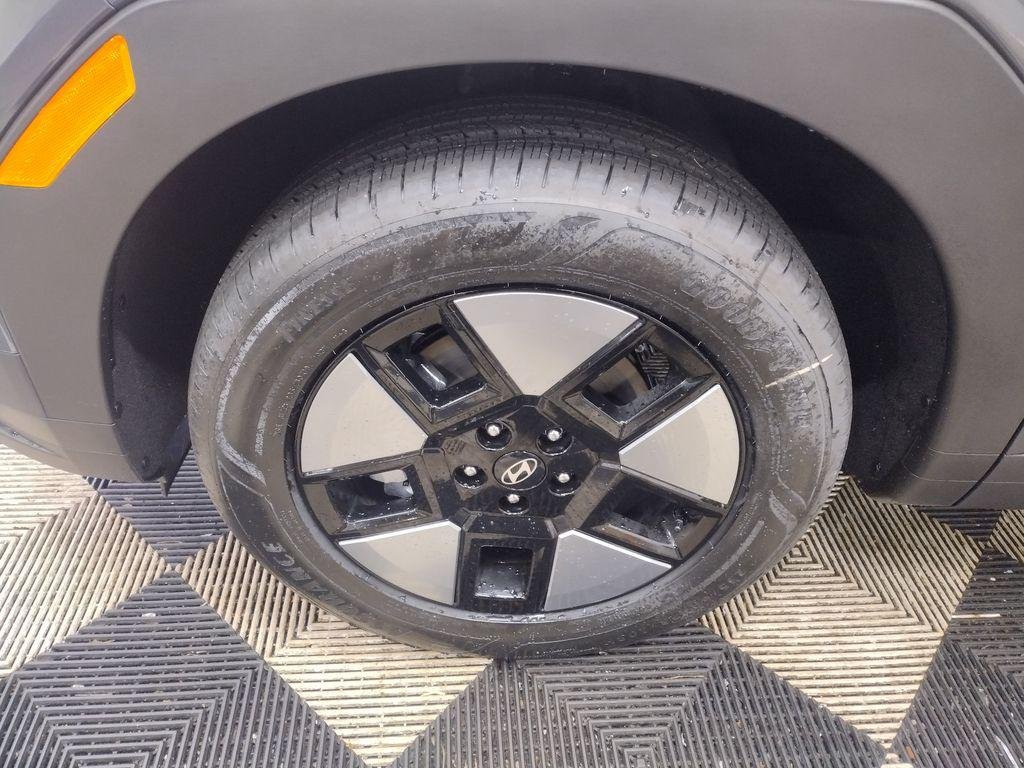 New 2026 Gray Hyundai SE image 5