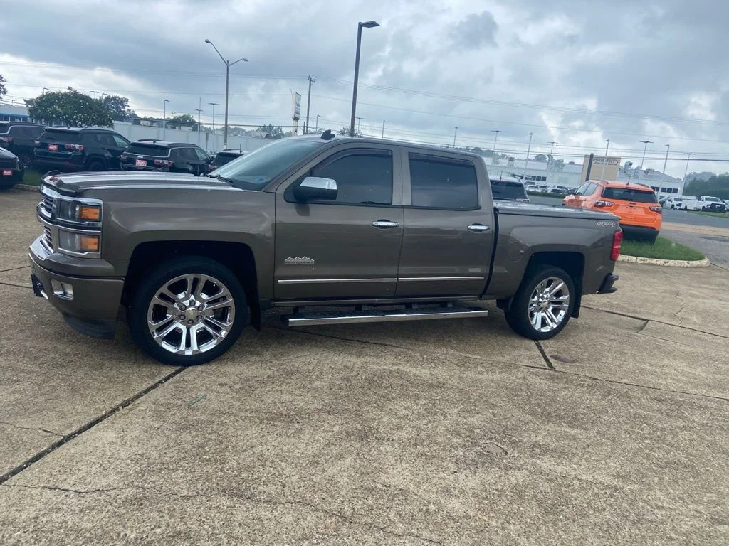 Used 2014 Brown Chevrolet High Country image 26