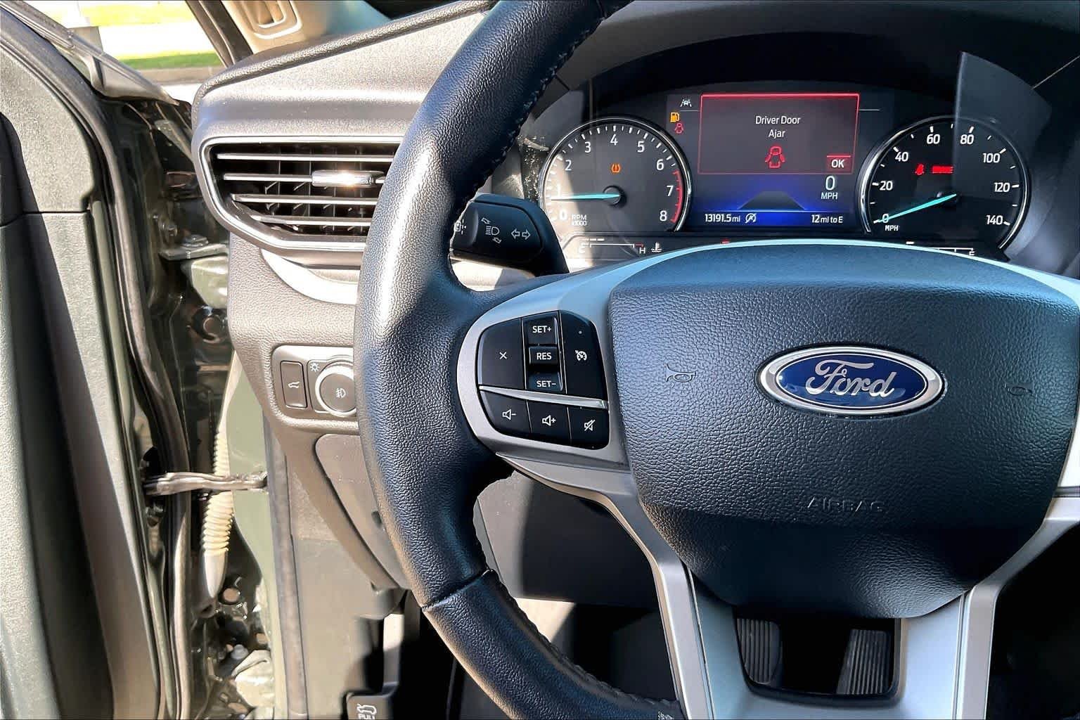 Used 2024 Forged Green Metallic Ford XLT image 23