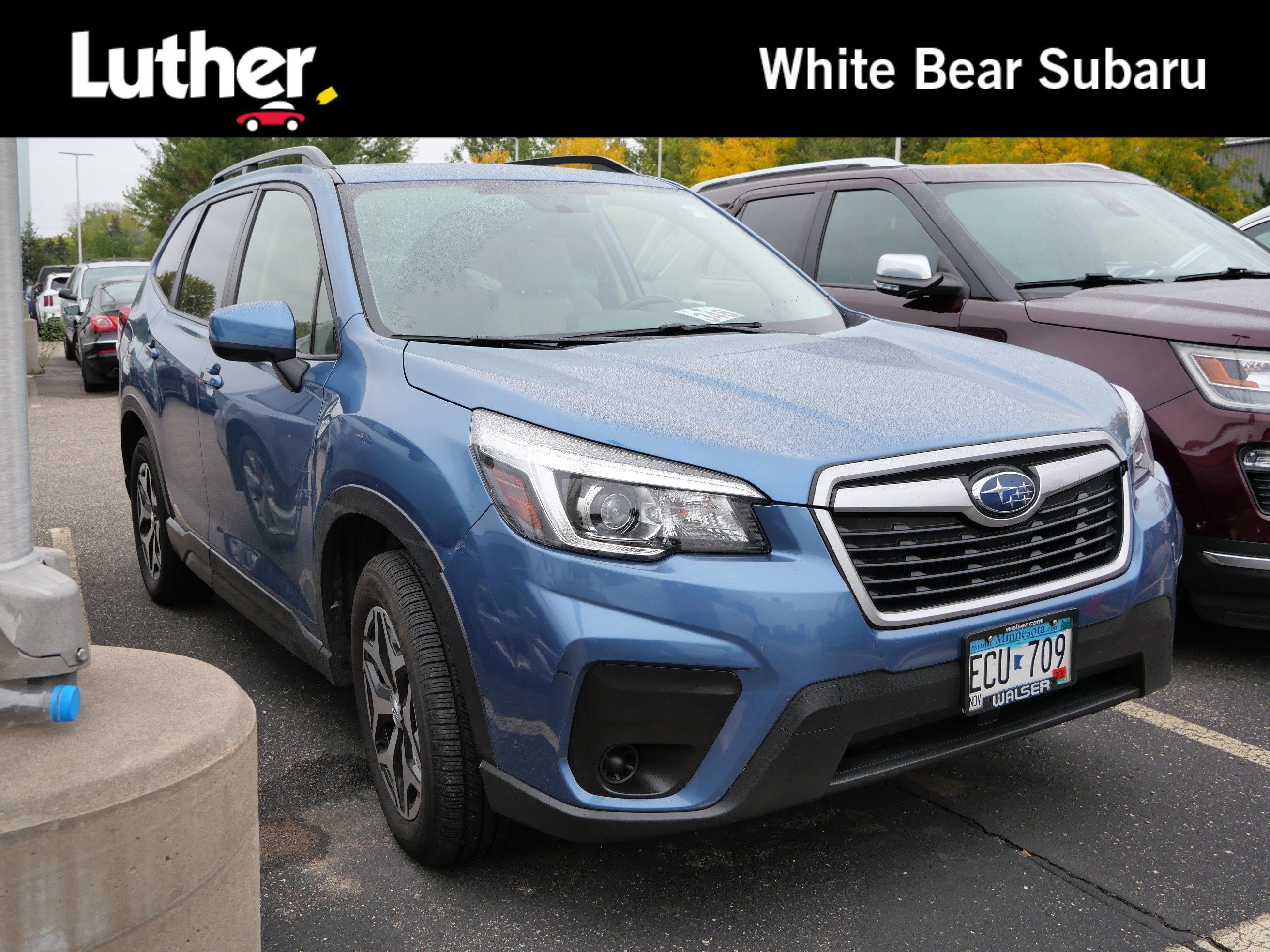 Used 2020 Horizon Blue Pearl Subaru Premium image 1