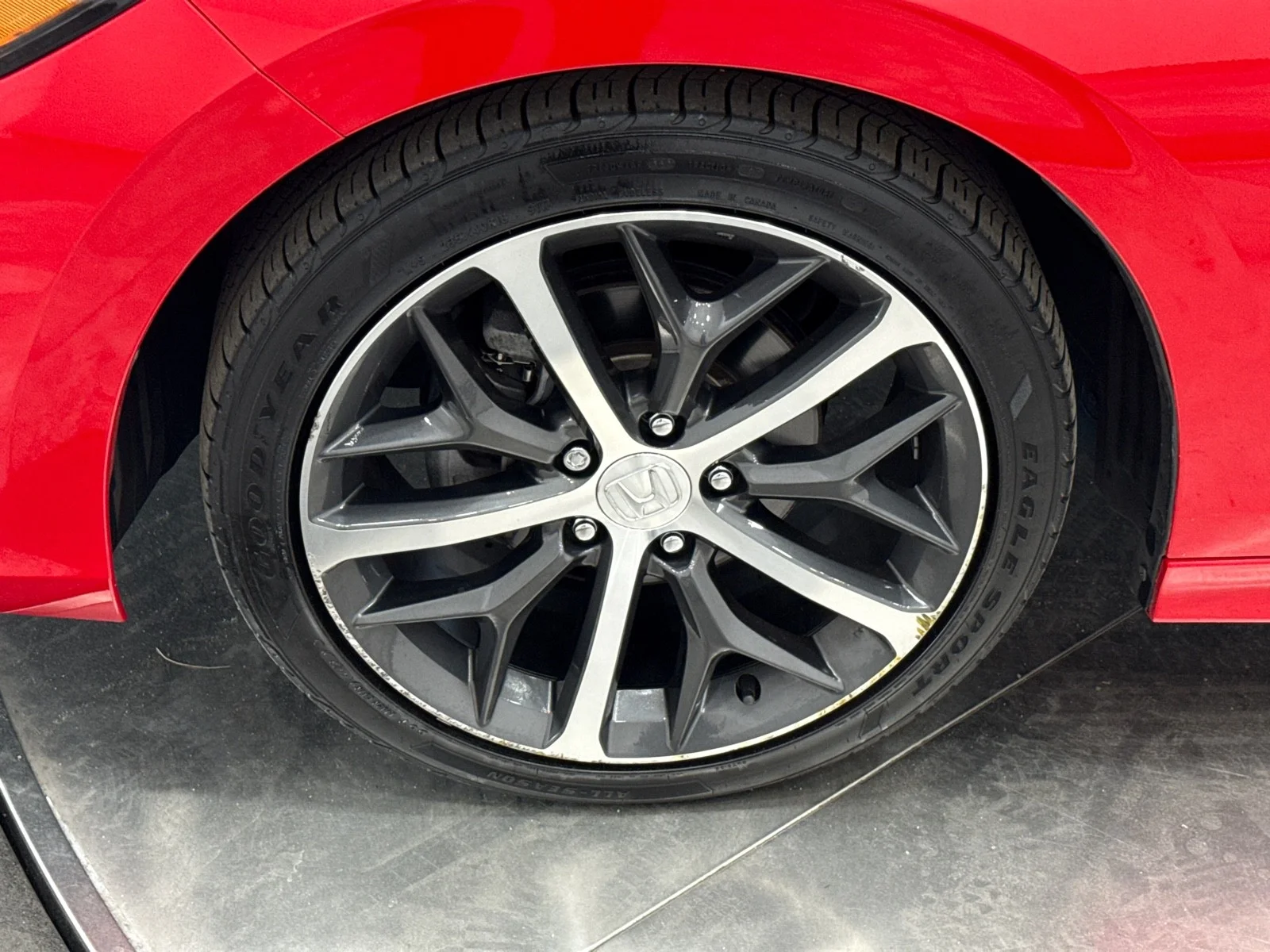 Used 2024 Rallye Red Honda Touring CVT image 50