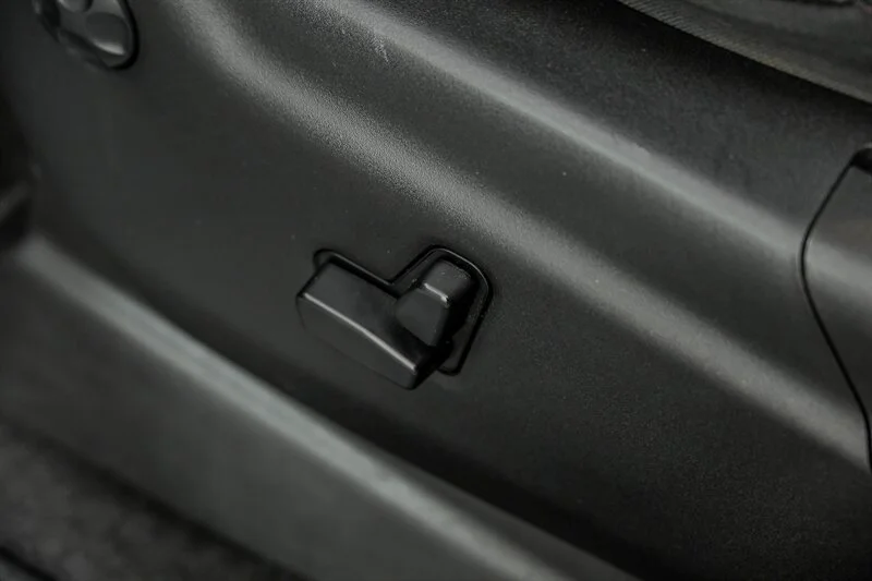Used 2018 Diamond Black Crystal Pearl Coat Jeep Trailhawk image 21