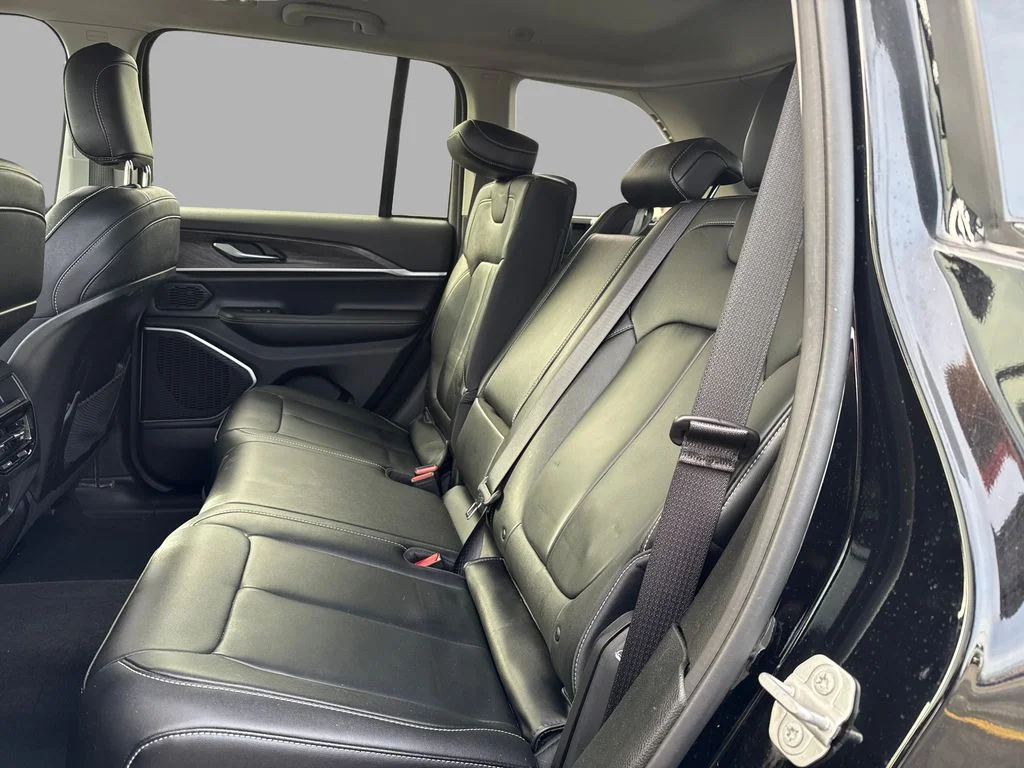 Used 2023 Black Jeep Limited image 27