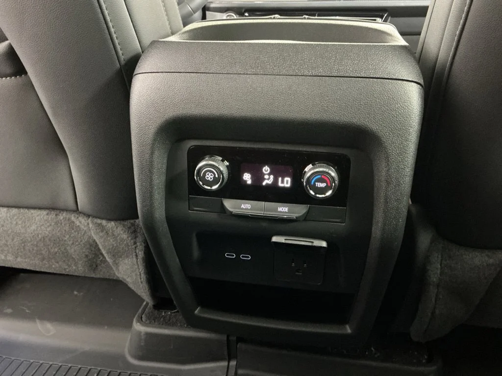 New 2027 Polar White Tricoat Chevrolet Z71 image 21