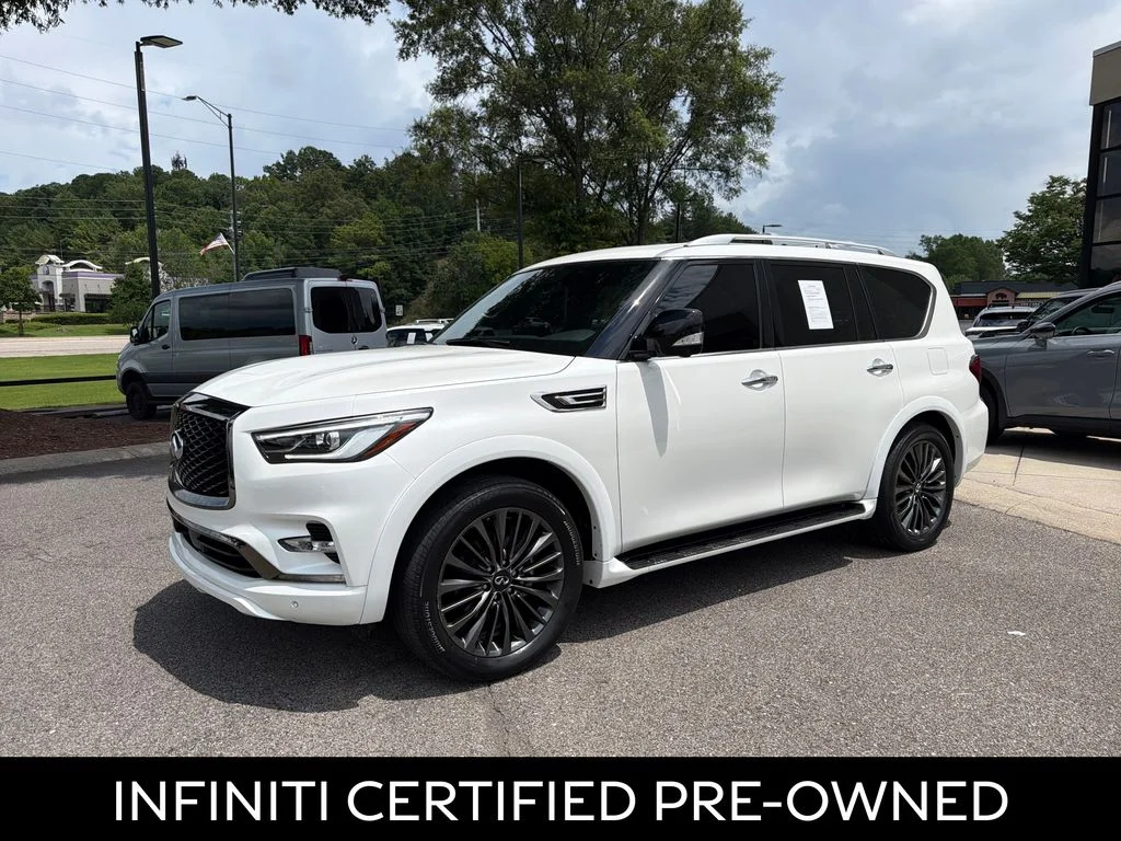 Certified Used 2024 Moonstone White INFINITI Sensory image 5