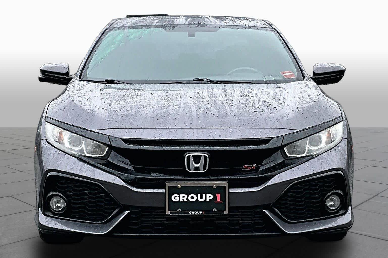 Used 2018 Modern Steel Metallic Honda  image 4