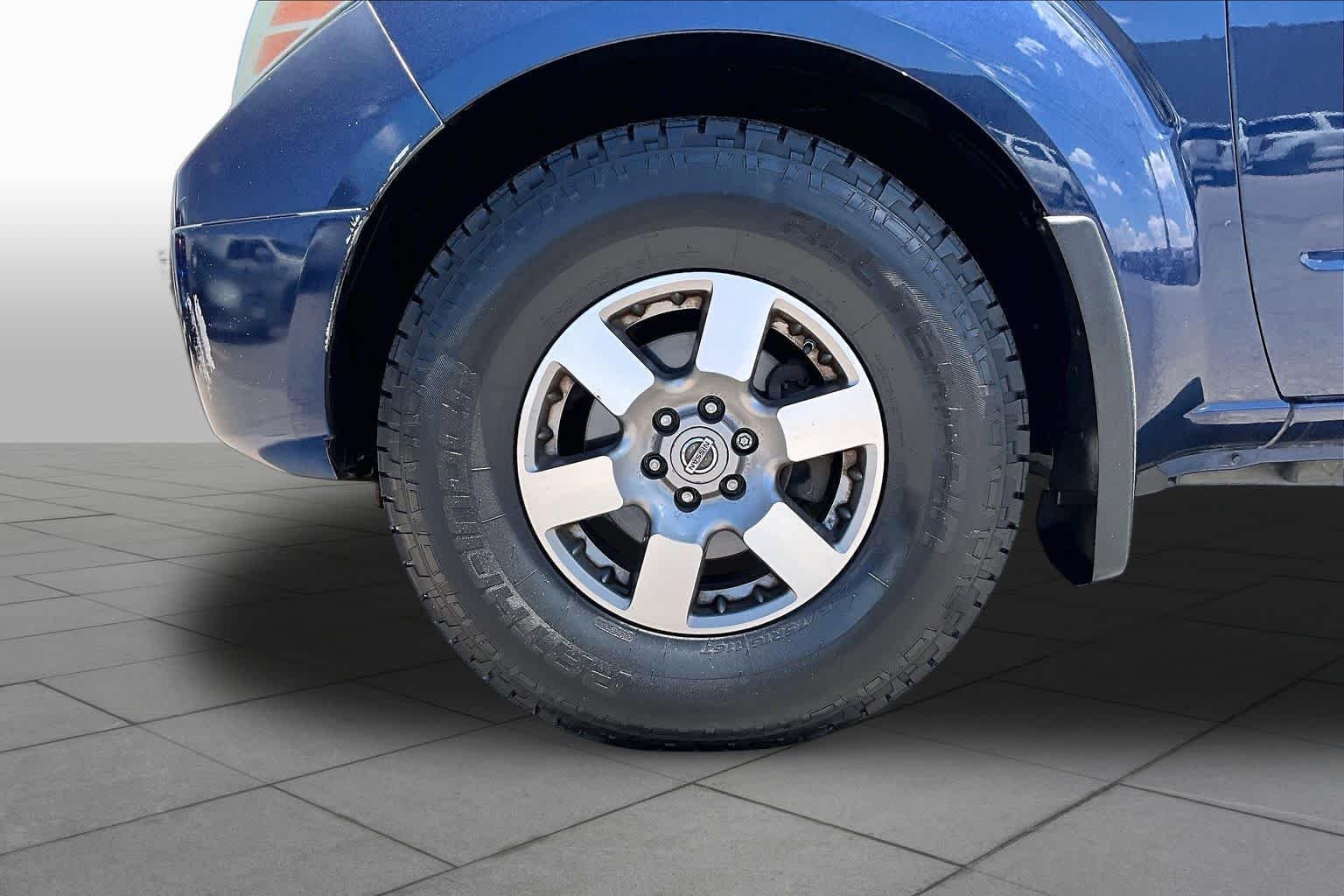 Used 2011 Navy Blue Nissan PRO-4X image 10