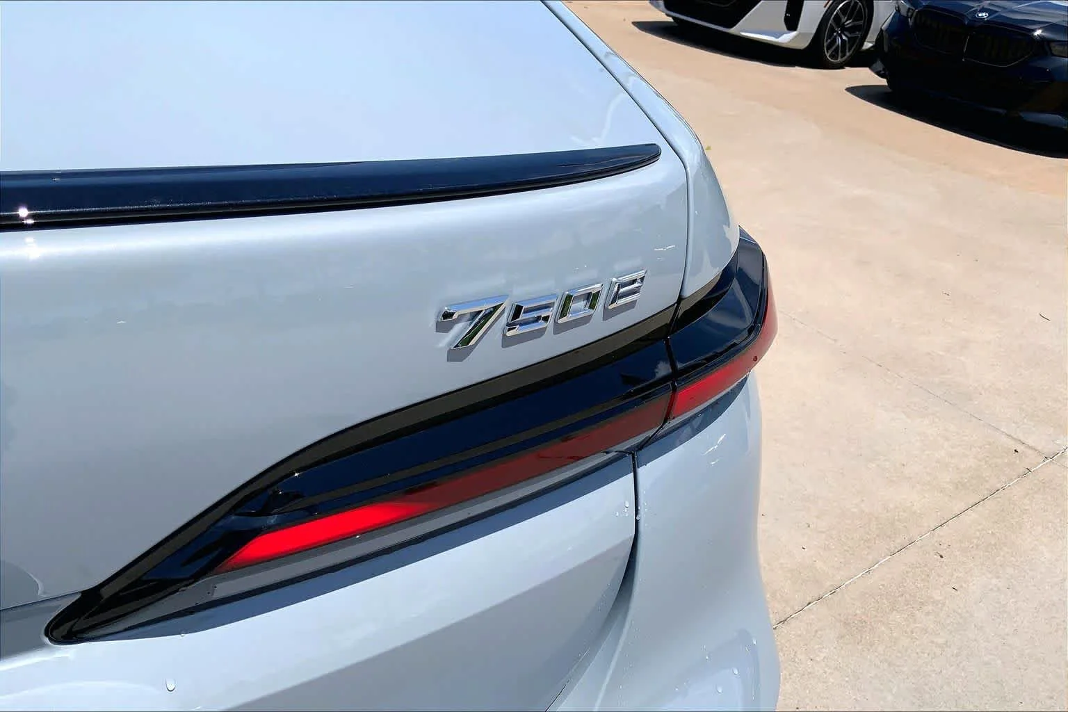 New 2026 Brooklyn Grey Metallic BMW 750e xDrive image 15