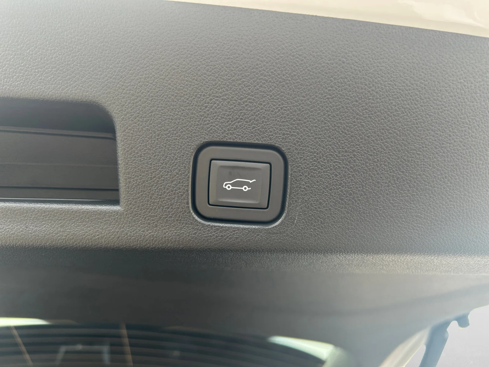 New 2027 Summit White GMC AT4 AWD image 11