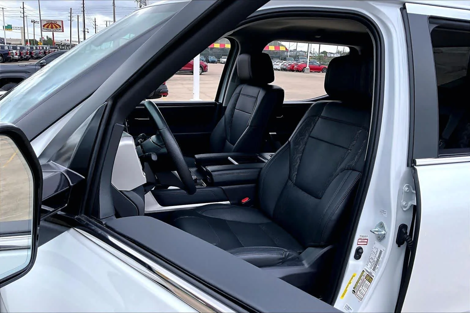 Used 2024 Wind Chill Pearl Toyota Limited Hybrid image 8