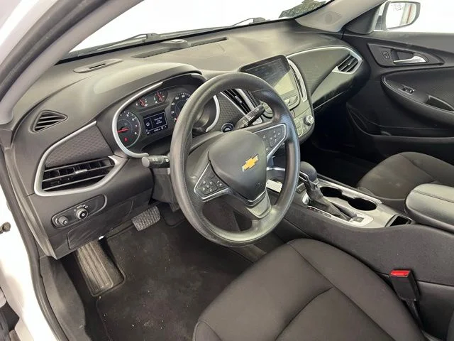 Used 2024 White Chevrolet LT image 13