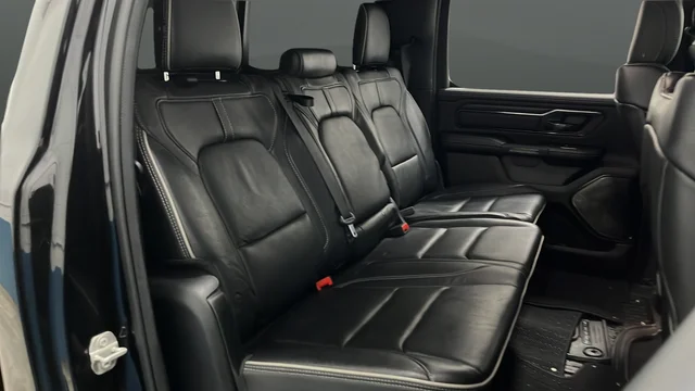 Used 2023 Diamond Black Ram Limited image 24