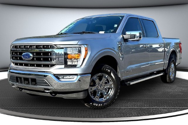 Used 2023 Silver Ford Lariat image 1