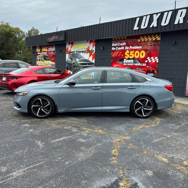 Used 2022 Still Night Pearl Honda Sport image 1