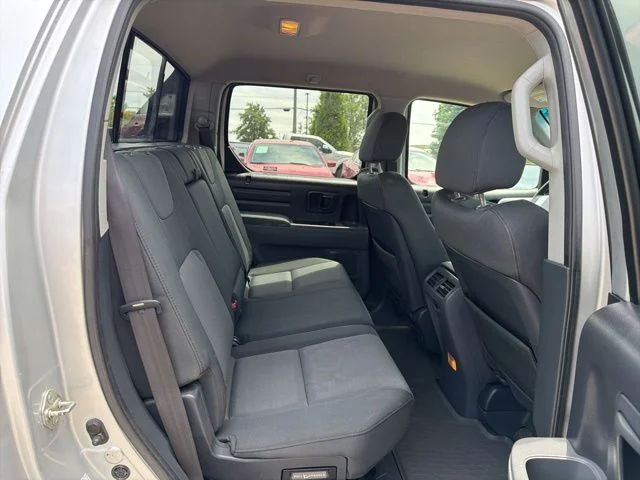 Used 2007 Silver Honda RTX image 20