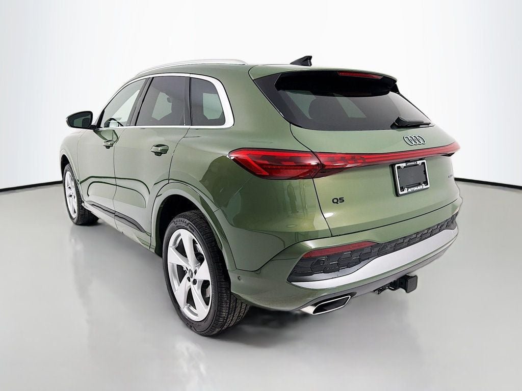 Used 2025 District Green Metallic Audi Premium Plus 2.0 TFSI quattro image 5