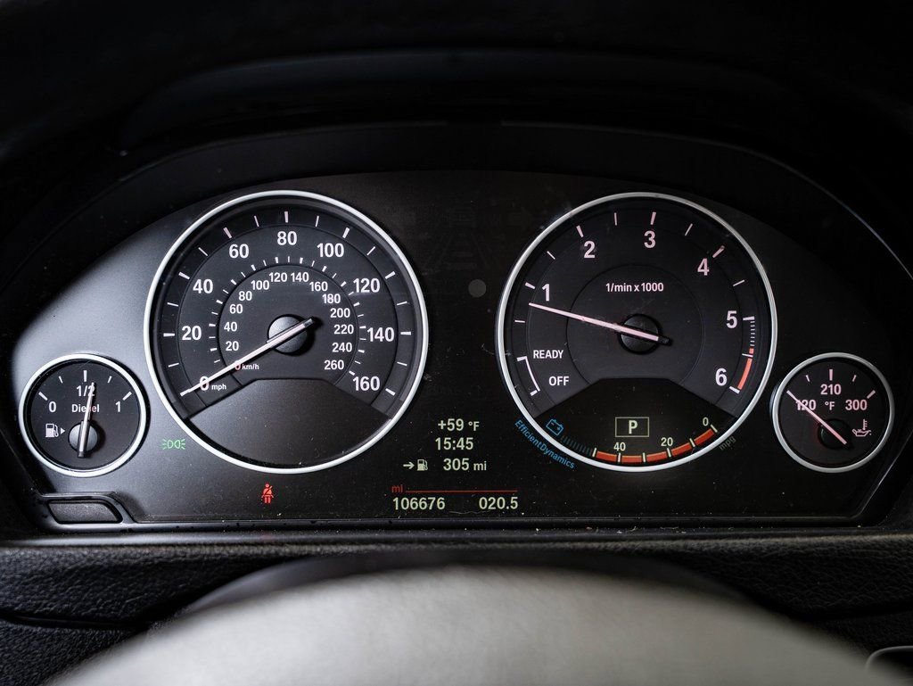 Used 2014 Glacier Silver Metallic BMW 328d xDrive image 28
