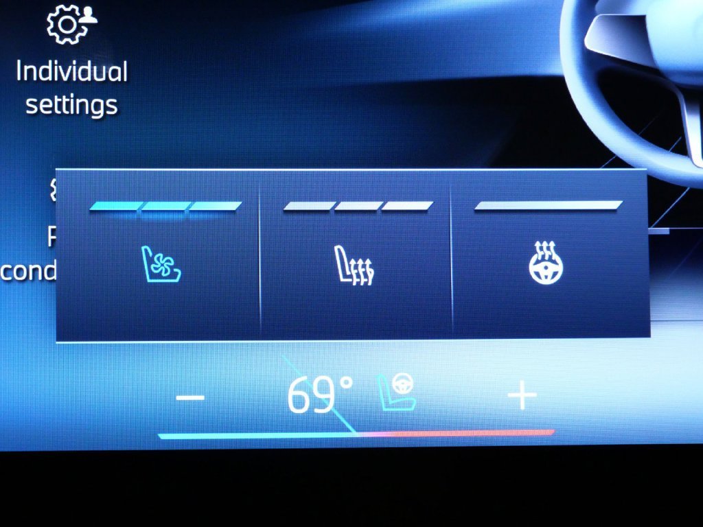 New 2026 Black Sapphire Metallic BMW xDrive50e image 46