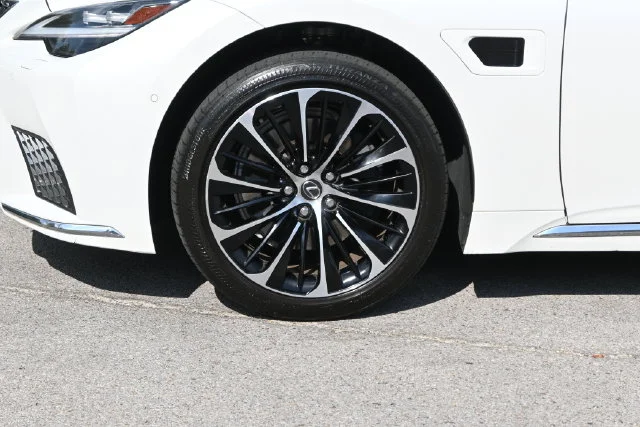 Certified Used 2023 EMINENT WHITE PEARL Lexus 500h Base image 15