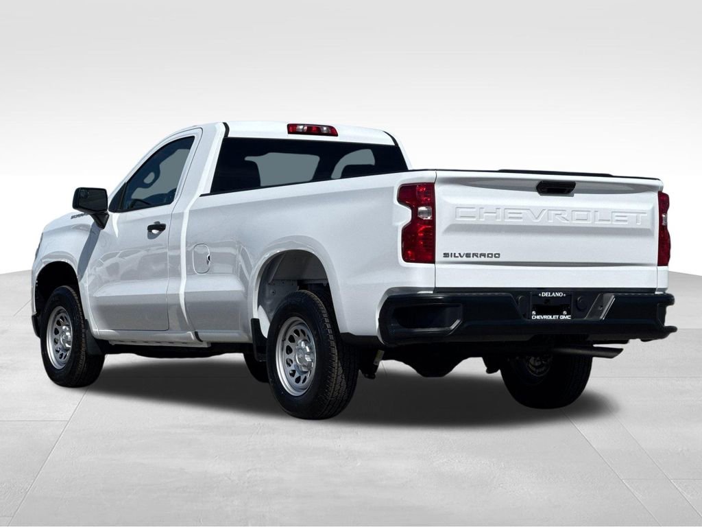 New 2026 Summit White Chevrolet WT image 3