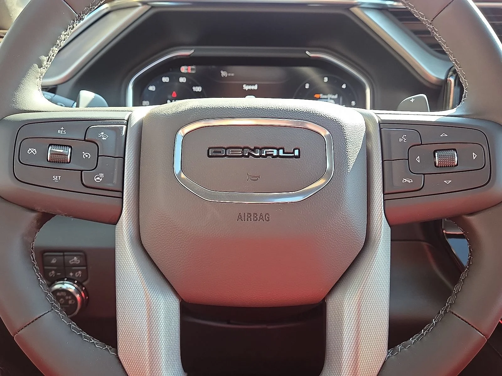2026 GMC Sierra 1500 Denali - Photo 13