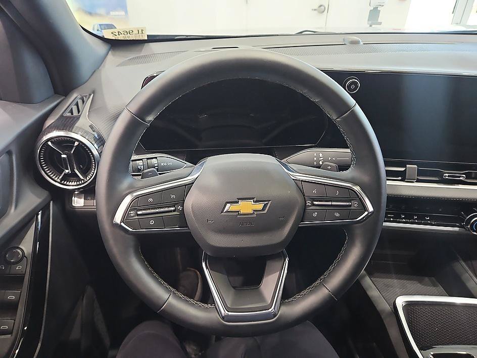 2026 Chevrolet Equinox LT - Photo 15