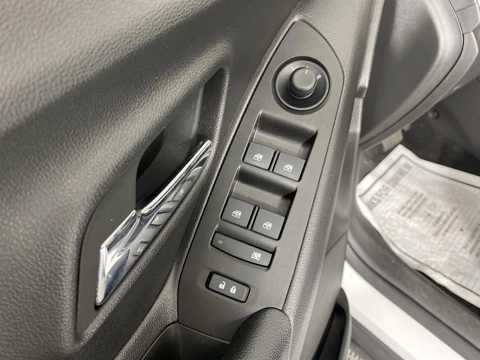 Used 2022 Summit White Chevrolet LT image 19