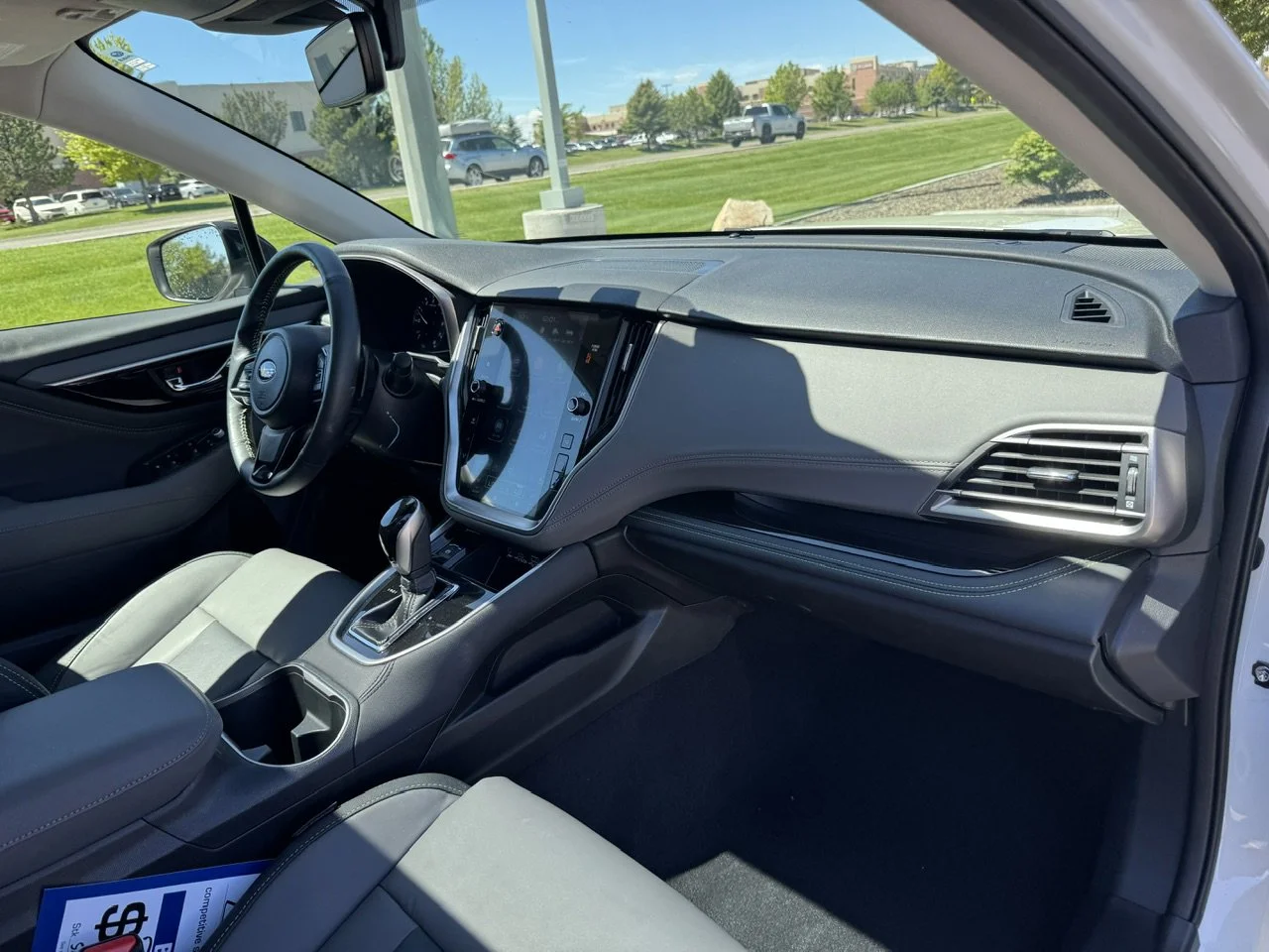 Certified Used 2025 Crystal White Pearl Subaru Onyx Edition image 45