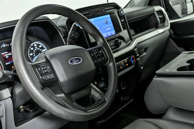 Used 2022 Oxford White Ford XL image 18