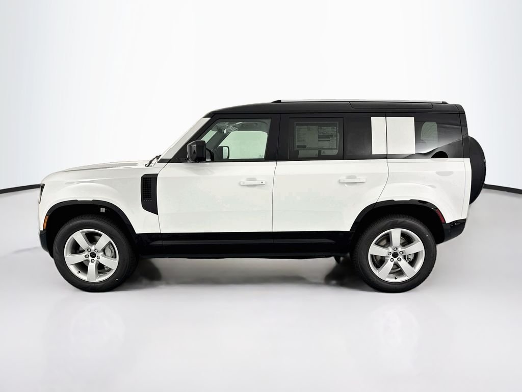 New 2026 Fuji White Land Rover X-Dynamic SE image 8