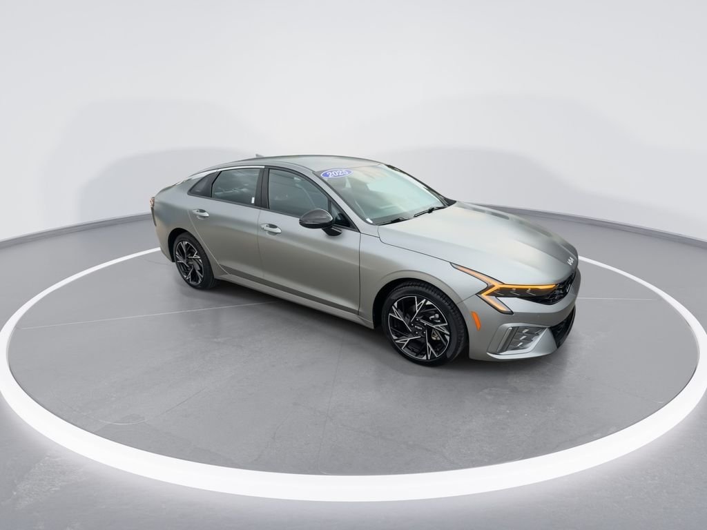 Used 2025 Gray Kia GT-Line image 2