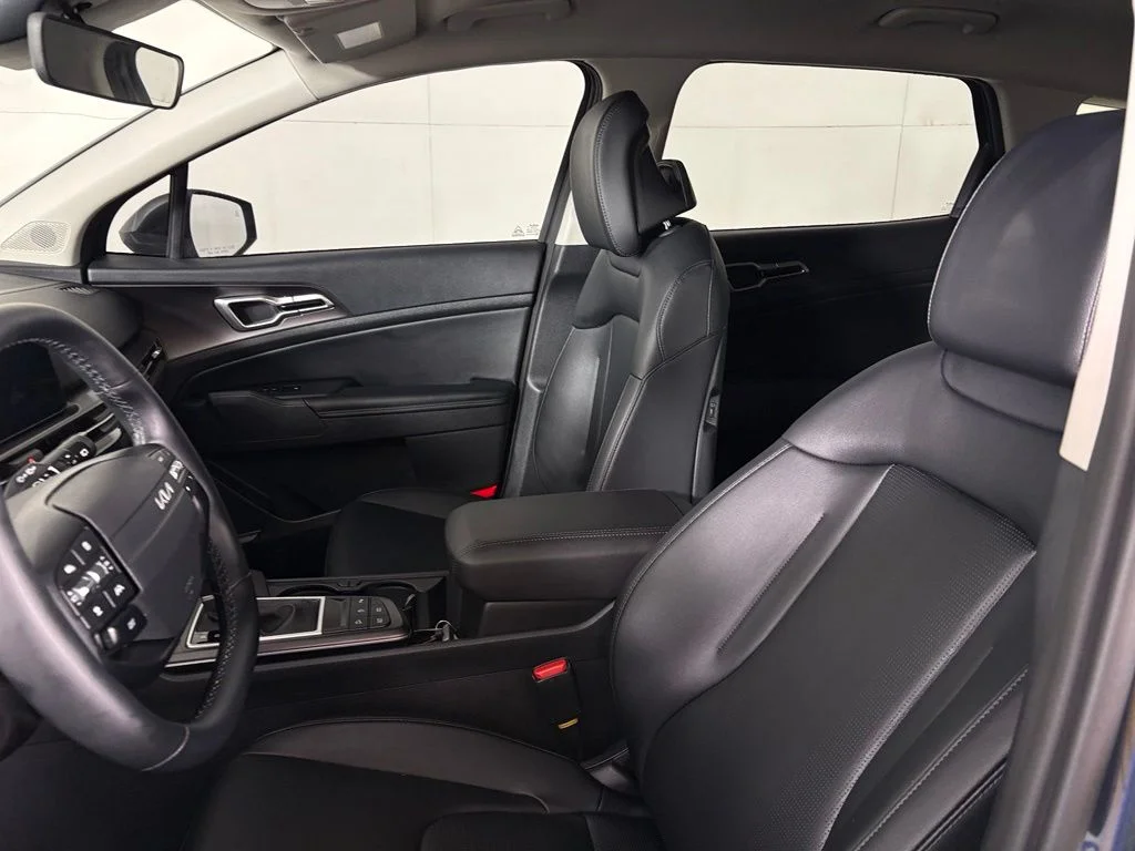 New 2026 Gray Kia EX image 18