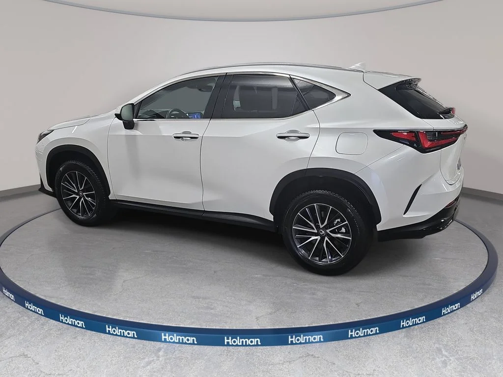 Used 2024 White Lexus 350 Base image 9