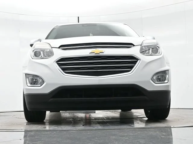 Used 2016 SUMMIT WHITE Chevrolet LTZ image 23