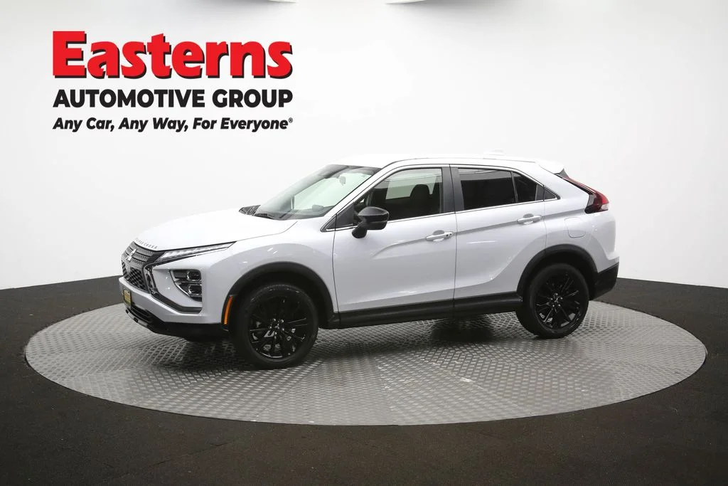 Used 2024 White Mitsubishi LE image 56