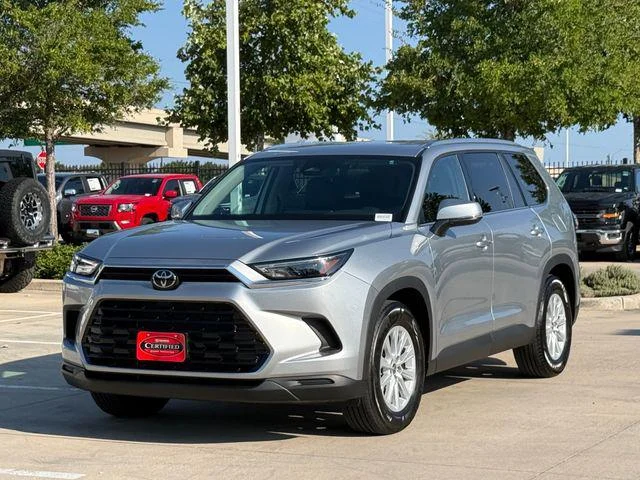 Certified Used 2026 CELESTIAL SILVER Toyota XLE image 7