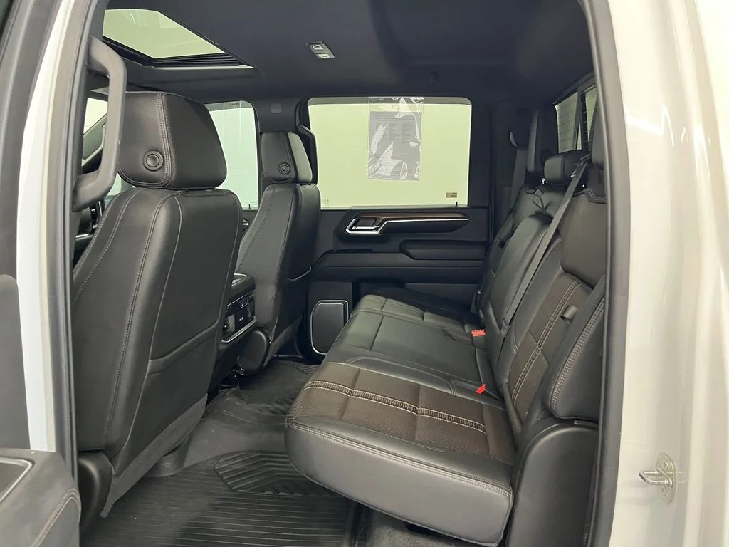 Used 2024 Summit White Chevrolet High Country image 12