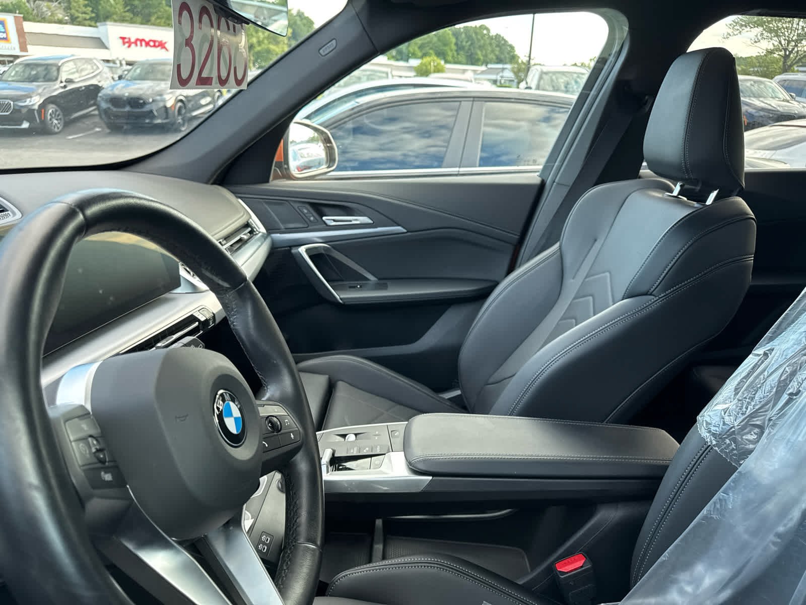 Used 2025 Utah Orange Metallic BMW xDrive28i image 20