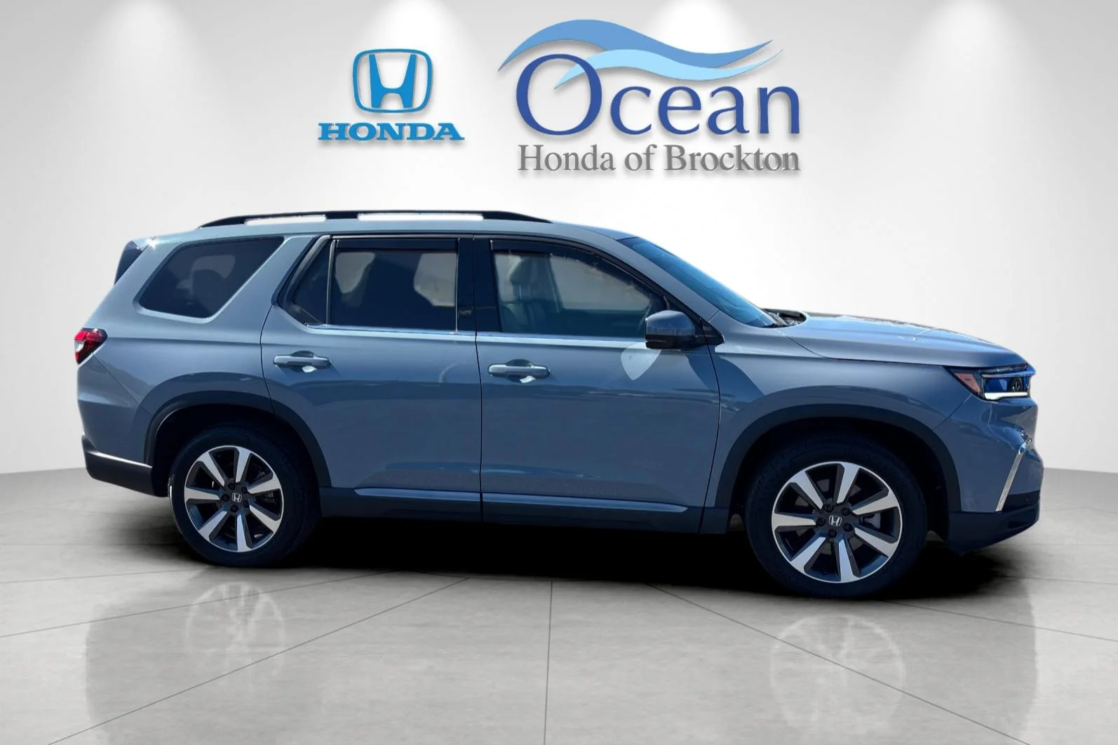Pre-Owned 2025 Honda Pilot Touring 4D Sport Utility in Brockton