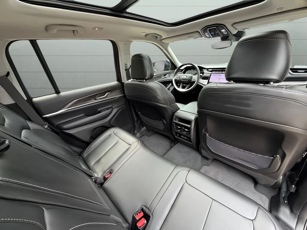 Used 2023 Black Jeep Limited image 45