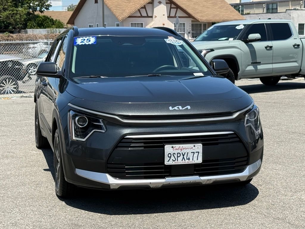 Used 2025 Gray Kia EX image 3