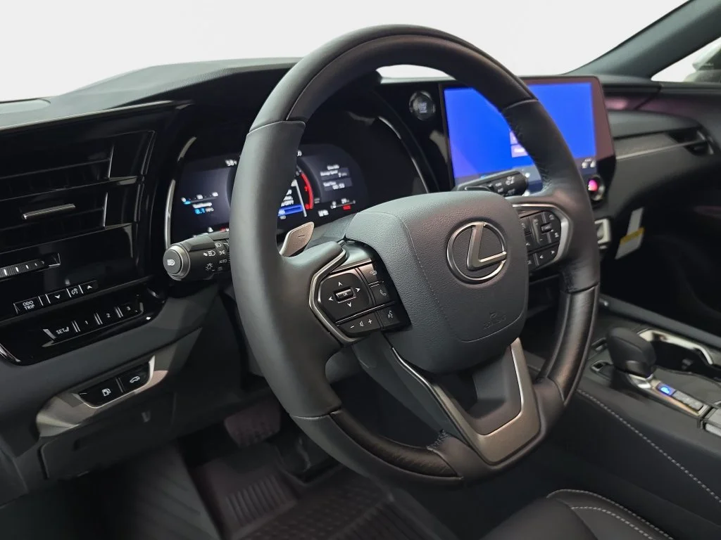 New 2026 Iridium Lexus PREMIUM PLUS image 16