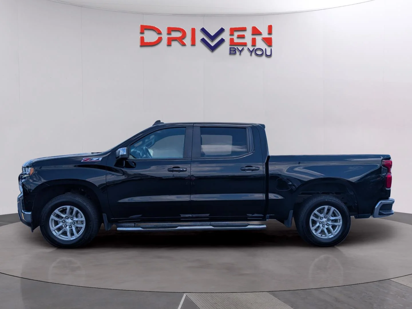 Used 2022 Black Chevrolet LT image 2