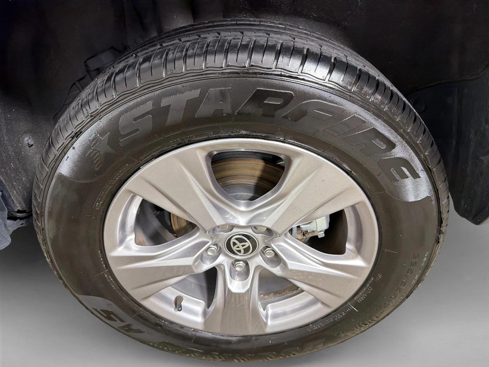 Used 2025 Midnight Black Metallic Toyota XLE image 19