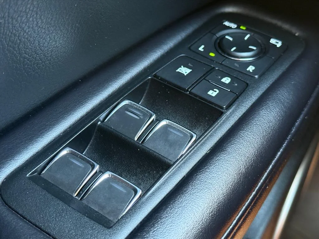 Used 2020 White Pearl Lexus 350 image 15