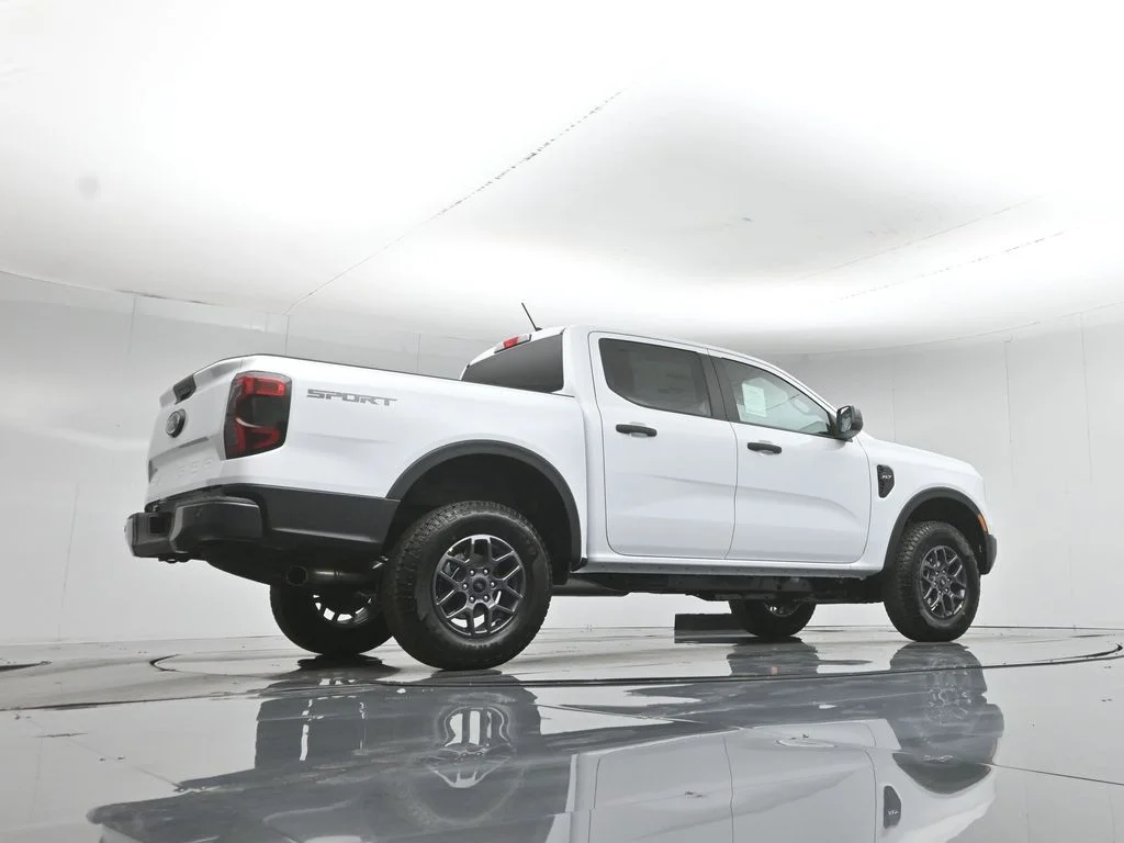 New 2026 Oxford White Ford XLT image 46