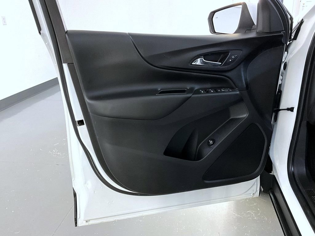 Certified Used 2021 SUMMIT WHITE Chevrolet LT image 9