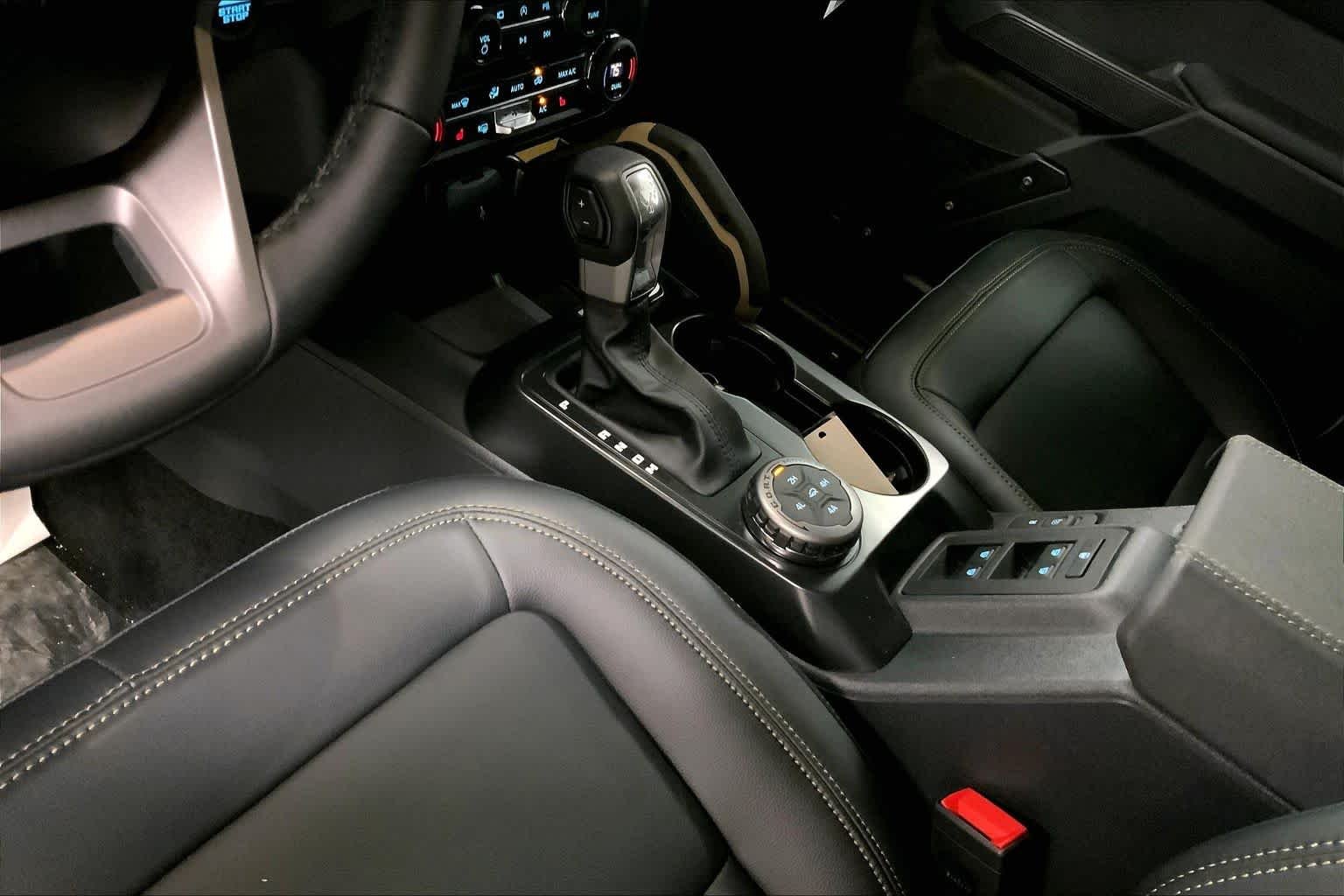 New 2026 Oxford White Ford Badlands® image 6